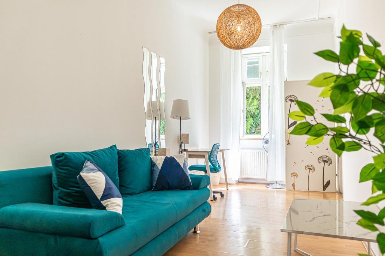 Elegant Haven: Stylish And Spacious 3Br Apartment فيينا المظهر الخارجي الصورة